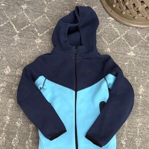 Nike Kids Blue & Navy tech fleece